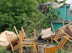 Гроб на помойке поставил главу Городца Мудрова в тупик